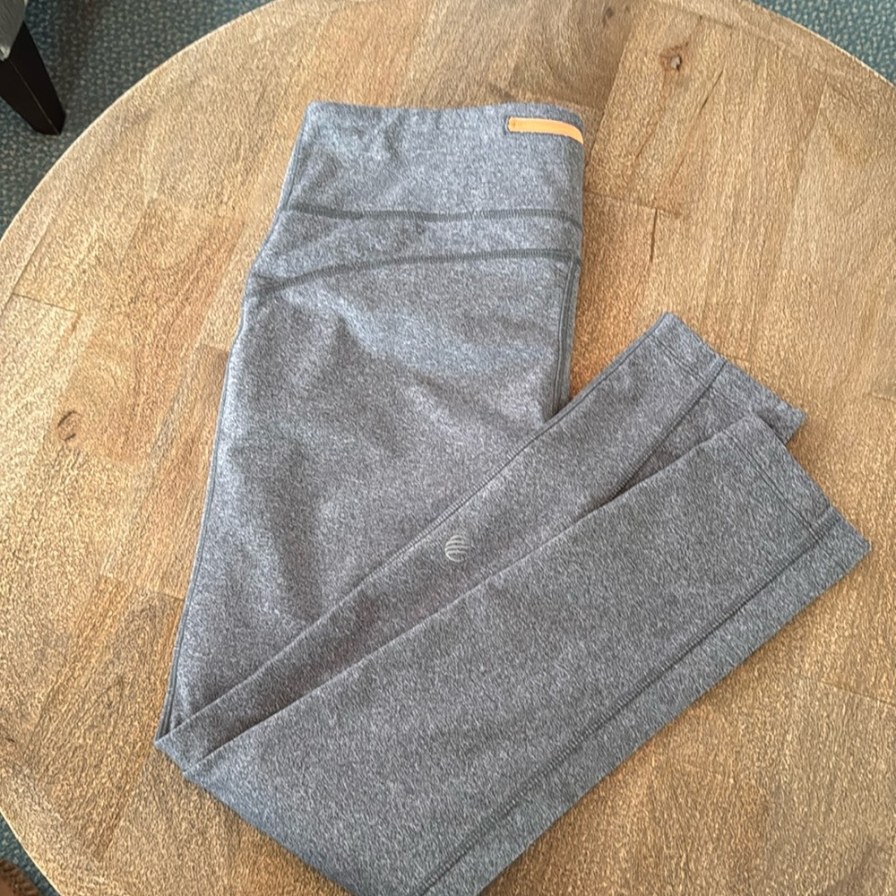 MPG grey leggings